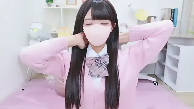 raisawetsx – webcam model profile photo Image 15