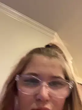 violetmist666 – webcam model profile photo Image 17