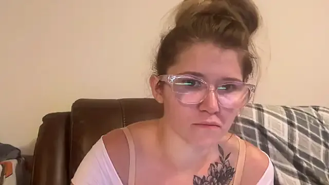 HoneyNSir – webcam model profile photo Image 9