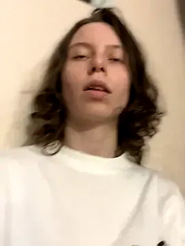 Taanni – webcam model profile photo Image 19