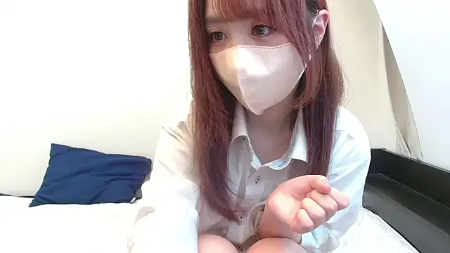 VIKITOMMY – webcam model profile photo Image 4