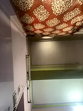 toffisoffi – webcam model profile photo Image 13