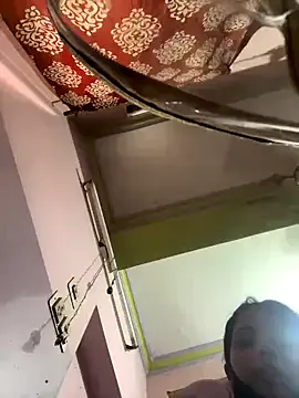 toffisoffi – webcam model profile photo Image 15