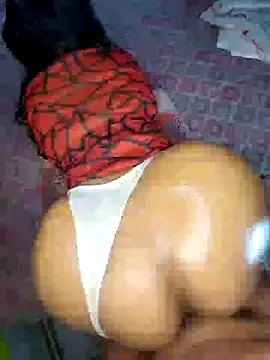 EvaMendeez – webcam model profile photo Image 2