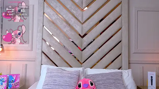 luckrose – webcam model profile photo Image 2