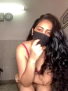 Prueberry – webcam model profile photo Image 4