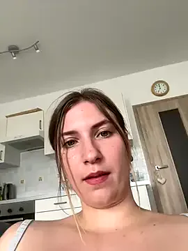 poisonn_girll – webcam model profile photo Image 13