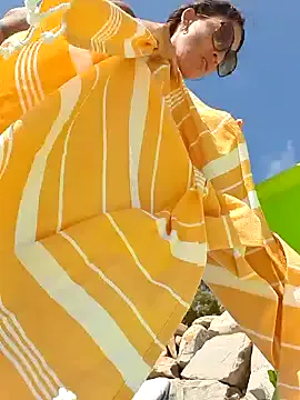 lucretiaburnaugh – webcam model profile photo Image 16