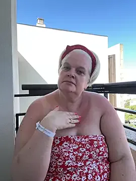 shy_suchka – webcam model profile photo Image 19