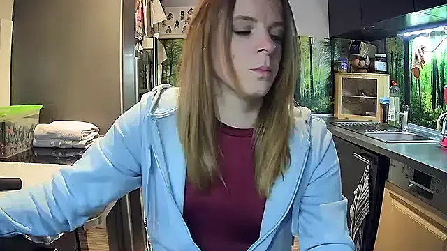 violetmist666 – webcam model profile photo Image 2