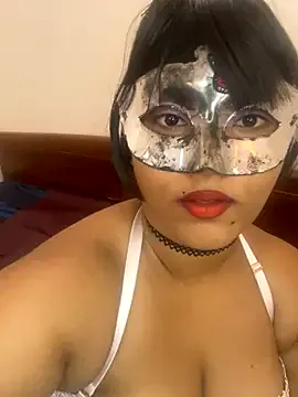 lucretiaburnaugh – webcam model profile photo Image 5