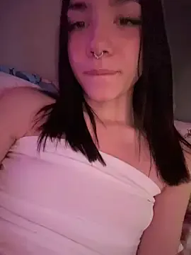 luna_berryy – webcam model profile photo Image 4