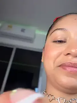 Rinamay_ – webcam model profile photo Image 8