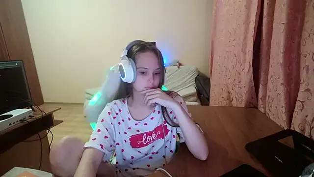 fresita_rojita – webcam model profile photo Image 5