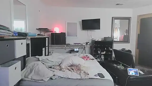 Hannahoff – webcam model profile photo Image 3