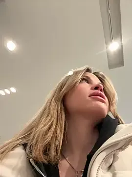 myke_xxx – webcam model profile photo Image 16