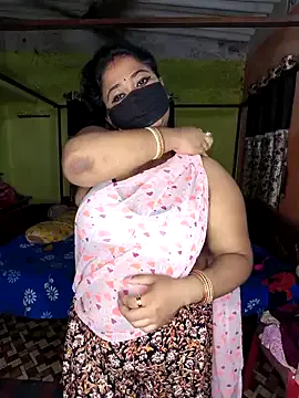 shy_suchka – webcam model profile photo Image 10