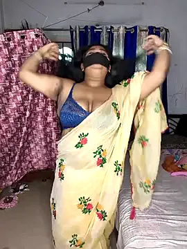 shy_suchka – webcam model profile photo Image 3