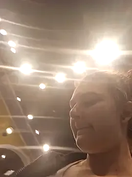 myke_xxx – webcam model profile photo Image 13