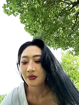 miyabe – webcam model profile photo Image 18