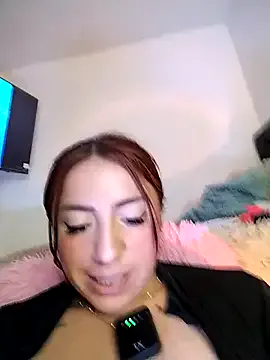 IORio2 – webcam model profile photo Image 12