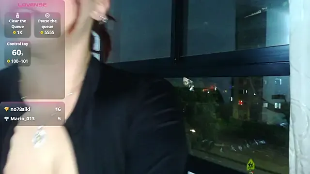 IORio2 – webcam model profile photo Image 13