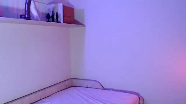 sigmasian – webcam model profile photo Image 5