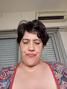 luckrose – webcam model profile photo Image 11