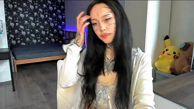 Somniyaa – webcam model profile photo