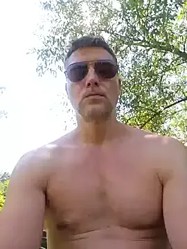 iam_eli – webcam model profile photo Image 2