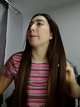 EvieEvans – webcam model profile photo Image 9