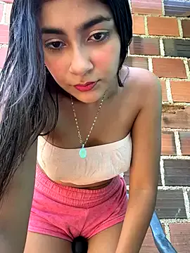 _roxy_1 – webcam model profile photo Image 7