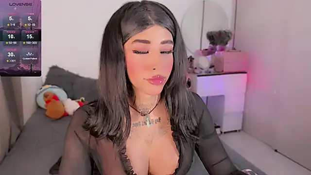 Musae – webcam model profile photo Image 12