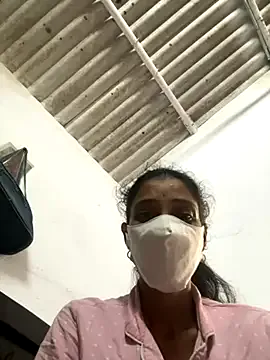 nika_still – webcam model profile photo Image 3