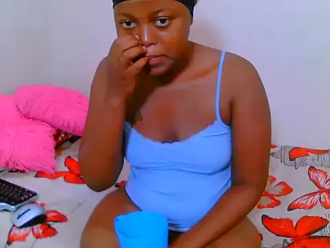 AngelBlushXXX – webcam model profile photo Image 8