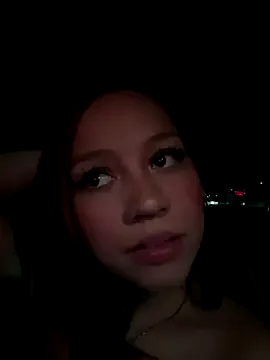 shinyways – webcam model profile photo Image 13