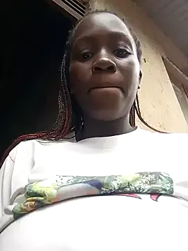 PinkyPai – webcam model profile photo Image 5