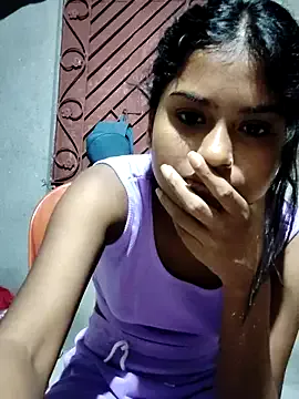 hina_porn – webcam model profile photo Image 6
