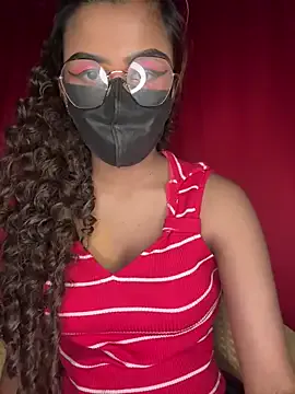 hina_porn – webcam model profile photo Image 10