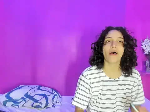 Rinamay_ – webcam model profile photo Image 5