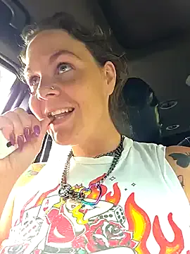 xunybany – webcam model profile photo Image 9