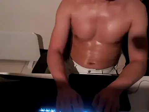 millemimi – webcam model profile photo Image 2