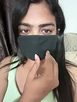 bunnyrinlove – webcam model profile photo Image 9