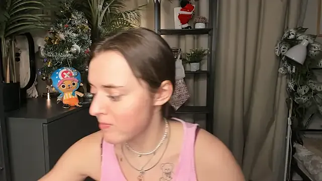 ZaraHoward – webcam model profile photo Image 15