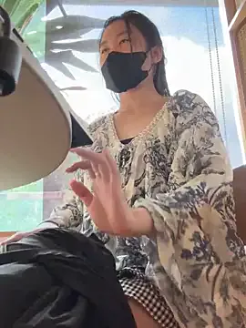 zoe_koller – webcam model profile photo Image 14