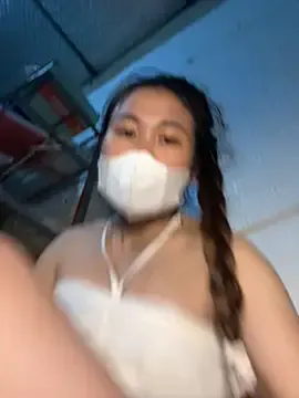 zoe_koller – webcam model profile photo Image 2