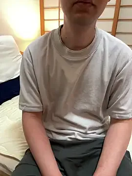 molochnaya000 – webcam model profile photo Image 3