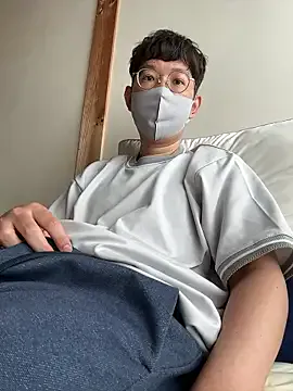 molochnaya000 – webcam model profile photo Image 8