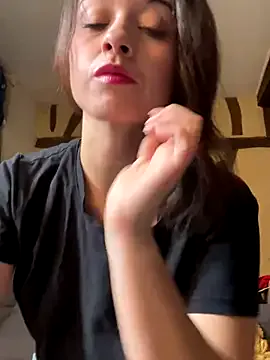 katieglasper – webcam model profile photo Image 6