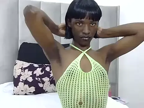 HoneyNSir – webcam model profile photo Image 2